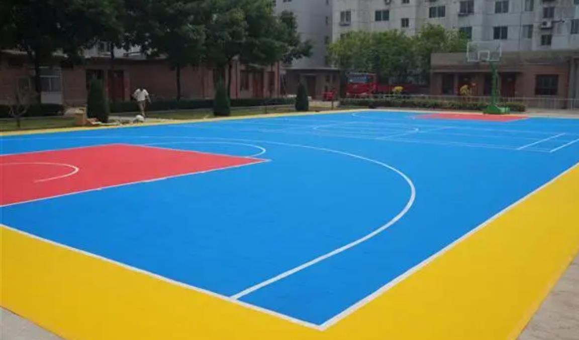 悬浮地板篮球场